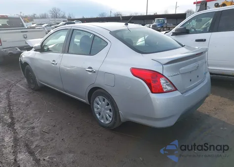 2015 Nissan Versa 1.6 Sv z USA, uszkodzony, nr VIN 3N1CN7AP5FL824139